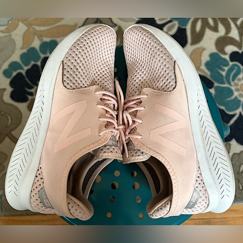 New Balance Women's Pink Sneakers